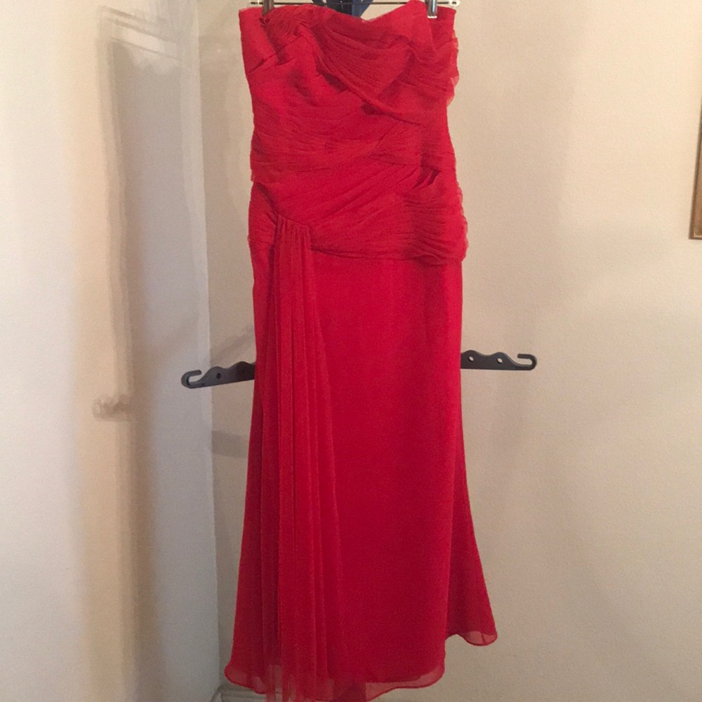 White by Vera Wang Strapless Red Formal Gown